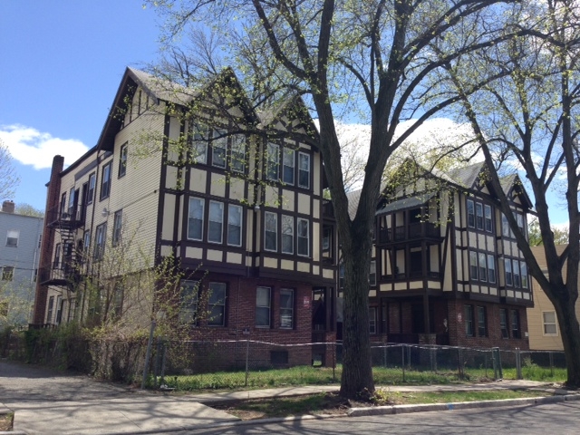 Primary Photo - Halsted Residences