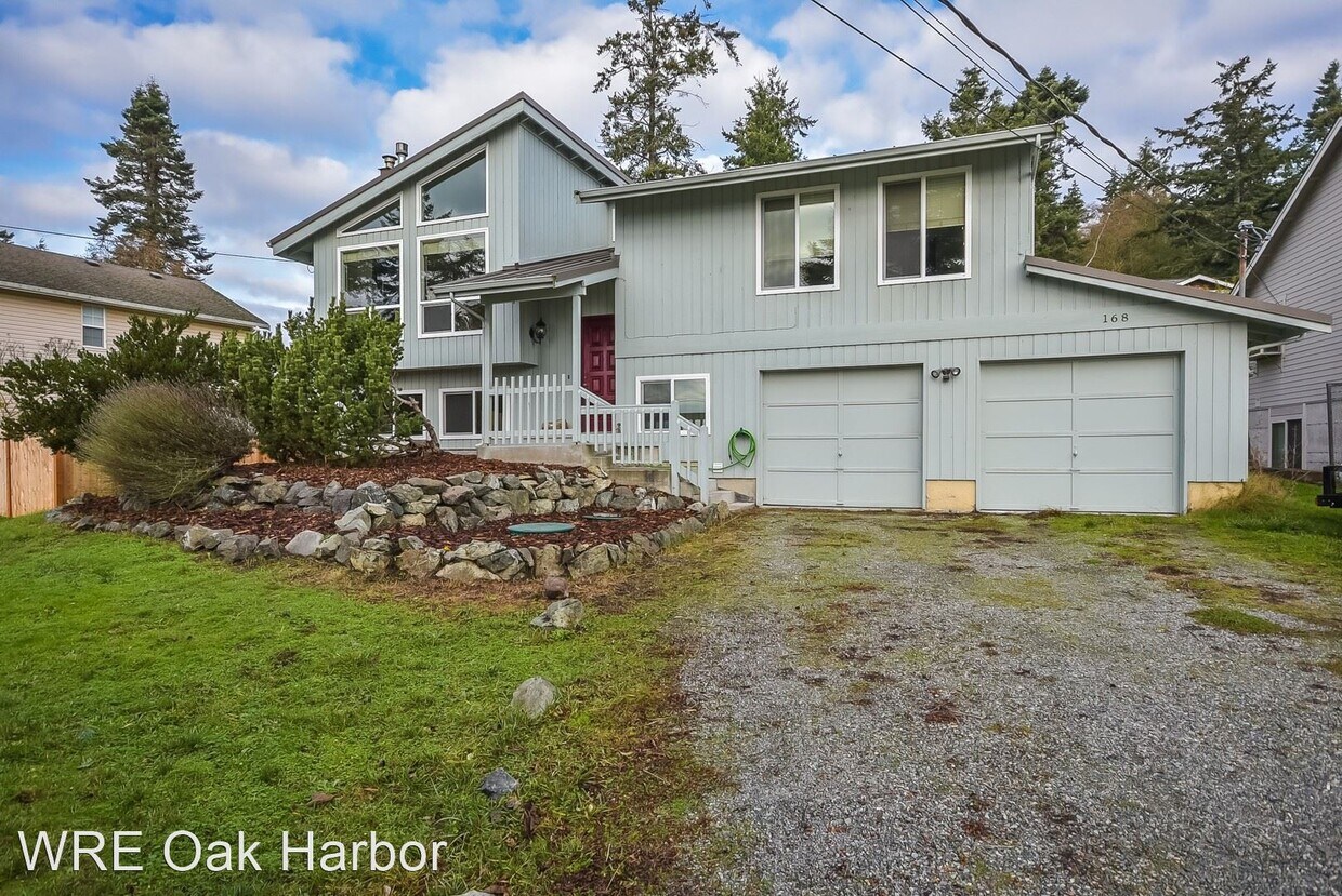 Primary Photo - 4 br, 2 bath House - 168 Perry Drive
