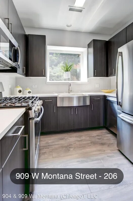 Foto principal - 909 W Montana St