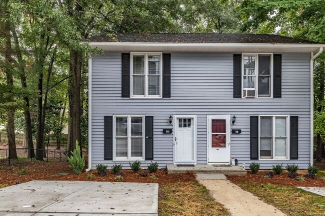 Building Photo - 104-106 N Franklin St