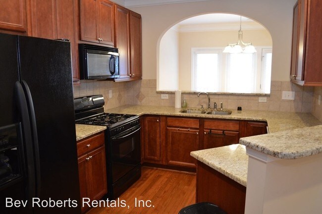 Building Photo - 3 br, 2.5 bath House - 126 Florians Drive