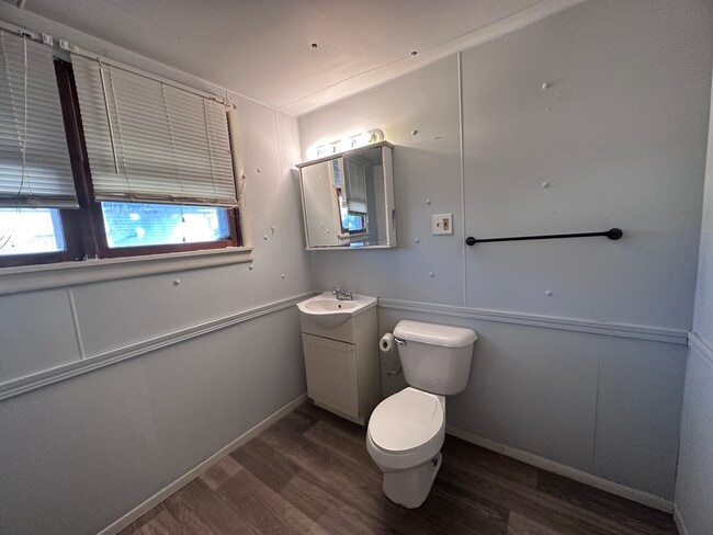 Building Photo - 1205 Marion-