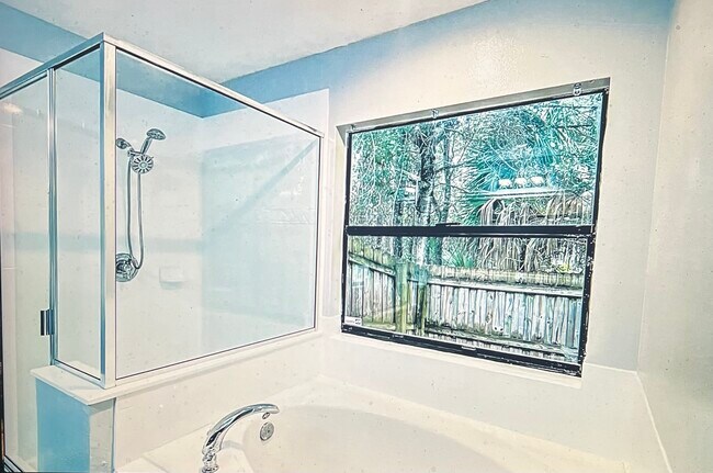 Foto del edificio - 127 Memory Ln NE
