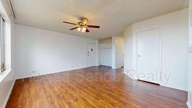 Building Photo - 92-1152-1152 Panana St