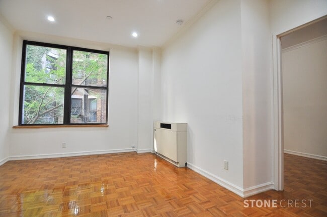 Building Photo - 304 West 92nd Street