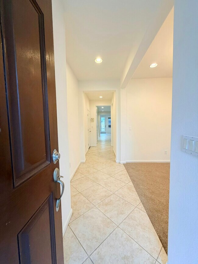 Foto del edificio - 252 W Terraza Way