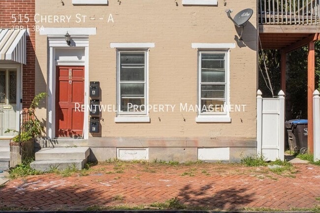 Building Photo - 515 Cherry St