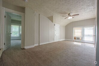 Building Photo - 6704 Binney St