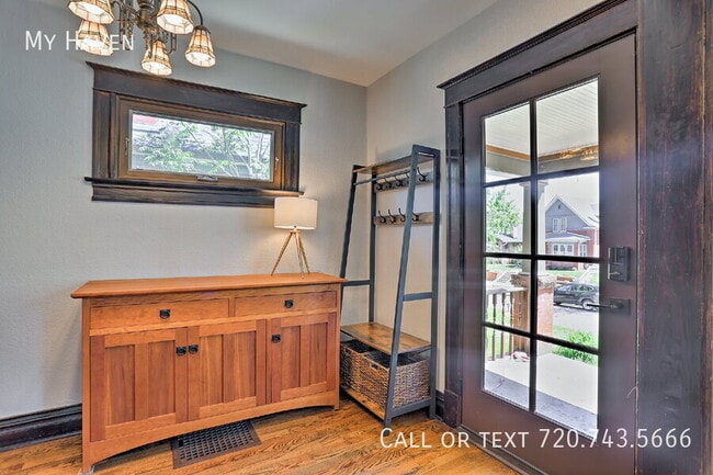 Building Photo - 4315 Bryant St