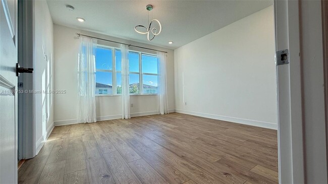 Building Photo - 1040 Rio Ct