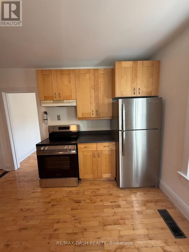 Building Photo - 54 Galley Ave Building Photo - 54 Galley Ave