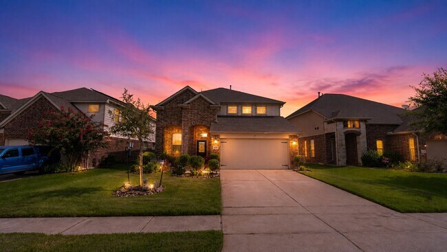 Foto del edificio - 13303 Davenport Hills Ln