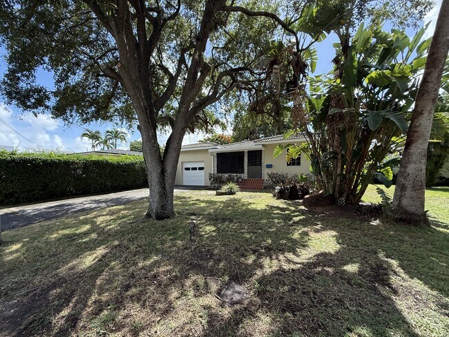 Foto del edificio - 2841 SW 33rd Ave