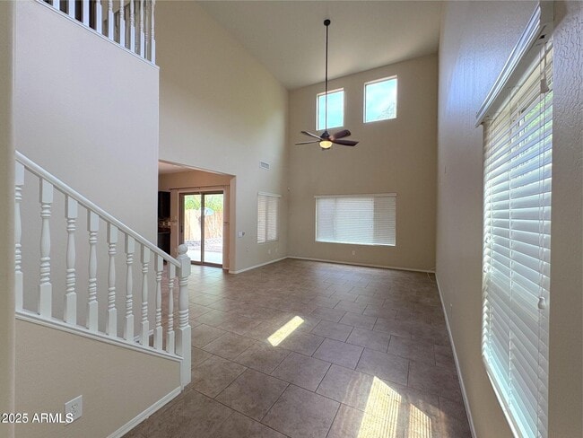 Foto del edificio - 5424 W Hobby Horse Dr