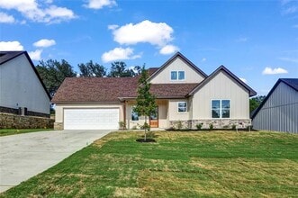 Building Photo - 1604 Franklin St