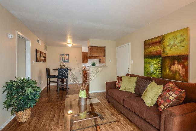 Foto del edificio - 1 bedroom in Dallas TX 75226