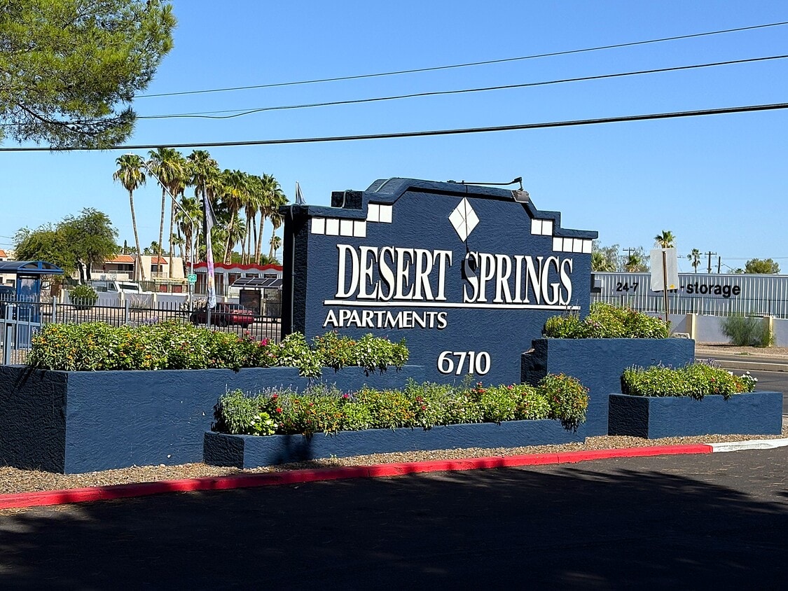 Primary Photo - Desert Springs