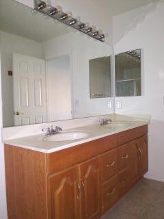 Building Photo - 2329 N Recker Rd