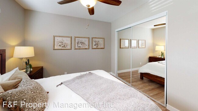Foto del edificio - 812 12th St