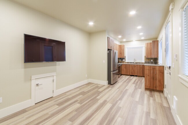 Foto del edificio - 1016 NW 23rd St