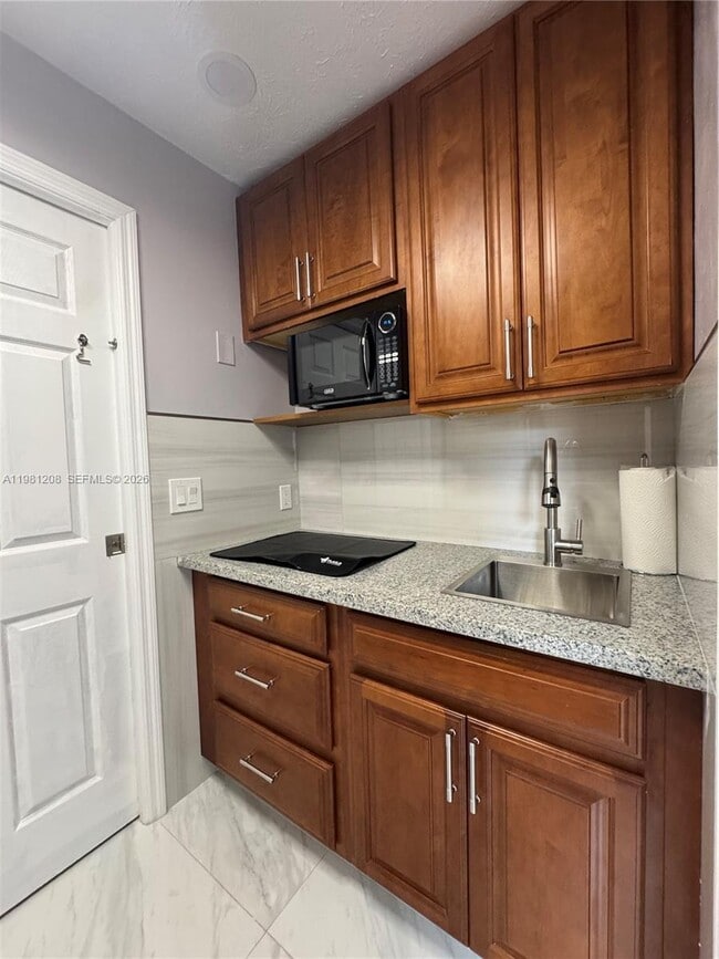 Building Photo - 3316 NW 36th Ave