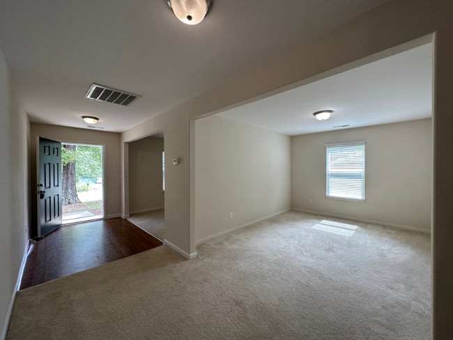 Building Photo - 11208 Snapfinger Dr