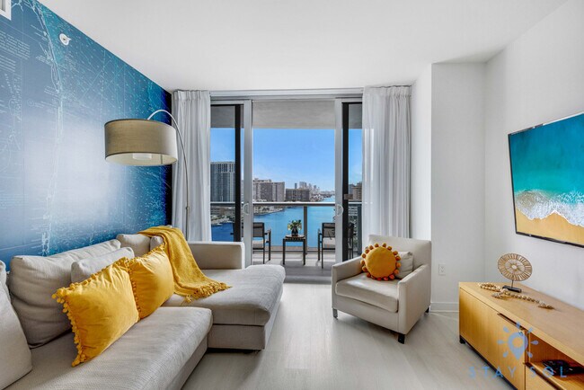 Foto del edificio - 2602 E Hallandale Beach Blvd