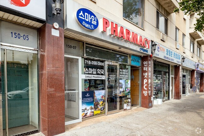 Building Photo - 150-07 Nothern Blvd