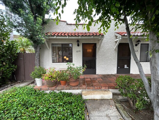 Front - 810 E Santa Anita Ave
