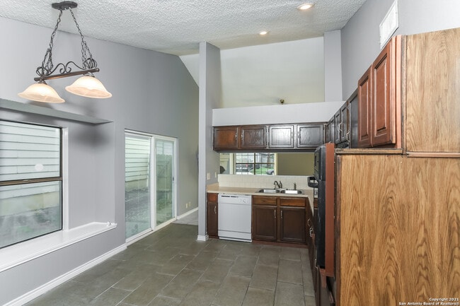 Photo - 5927 Catalina Sunrise Dr House