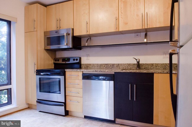 Foto del edificio - 122 Roberts Ln