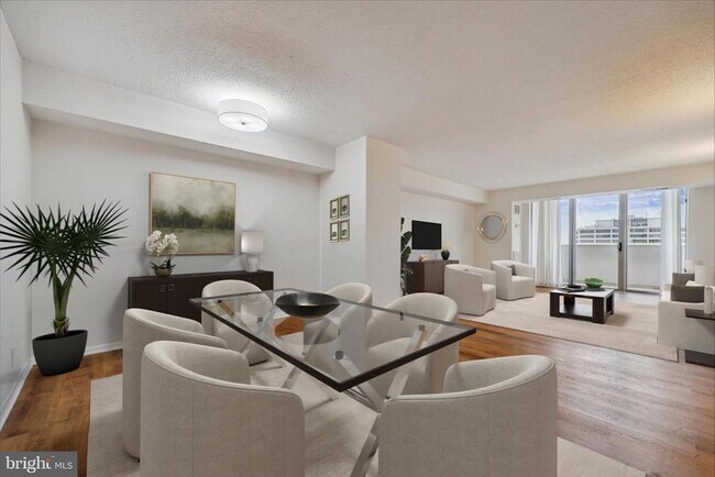 Foto del edificio - 4601 N Park Ave