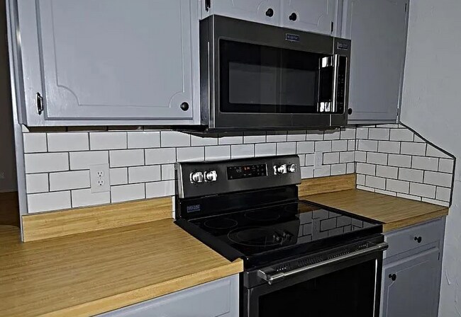 Foto del edificio - 3 bed 2 bath in Midway ISD