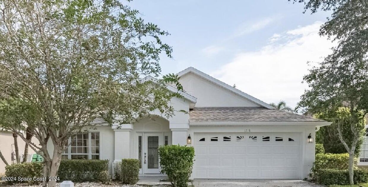 Foto principal - 1216 Foxridge Pl