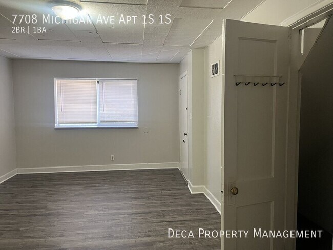 Foto del edificio - 7708 E Michigan Ave