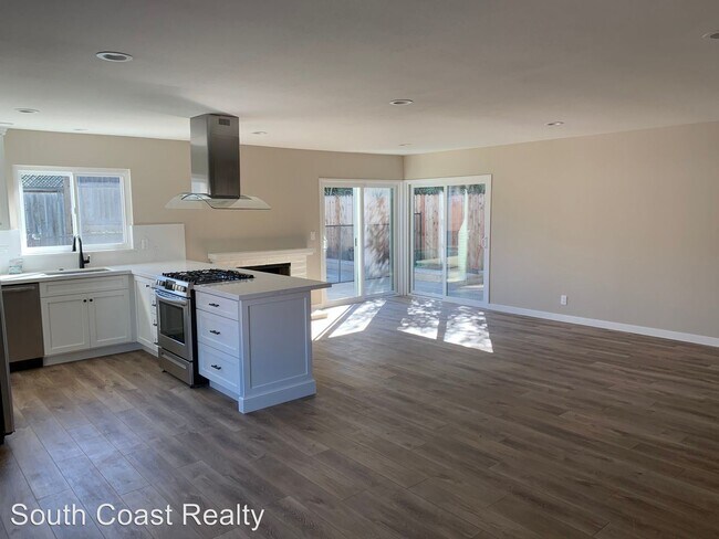 Building Photo - 5 br, 3 bath House - 222 Old Ranch Rd