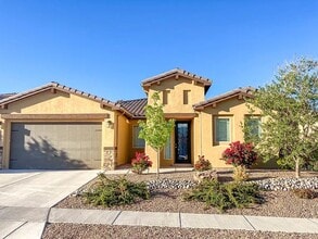 Building Photo - 2632 Vista Manzano Loop NE
