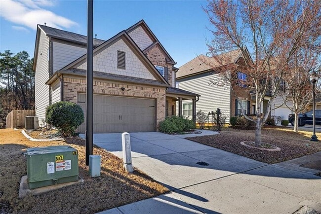 Building Photo - 2430 Fair Oaks Way