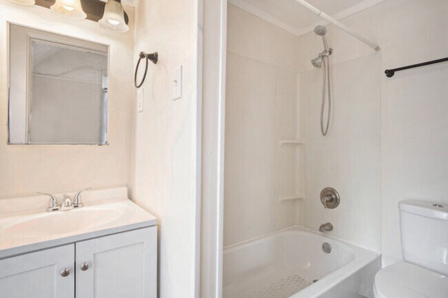 Foto del edificio - 1309 S 32nd St