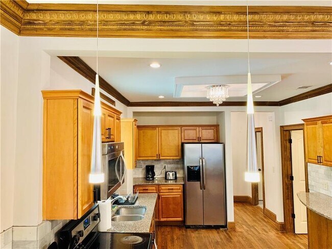 Foto del edificio - 1403 N Druid Hills Rd NE