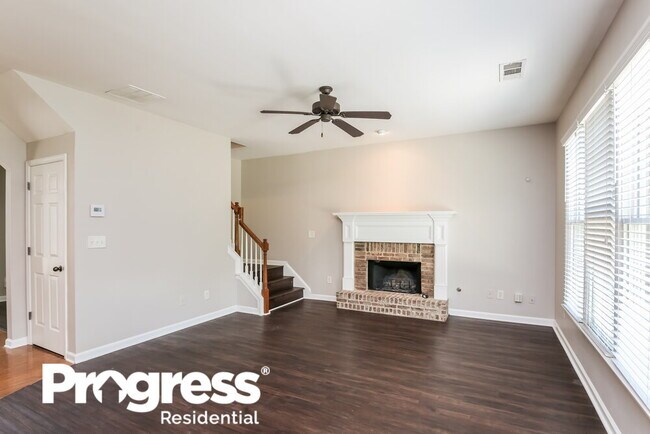Building Photo - 2395 Stone Willow Way