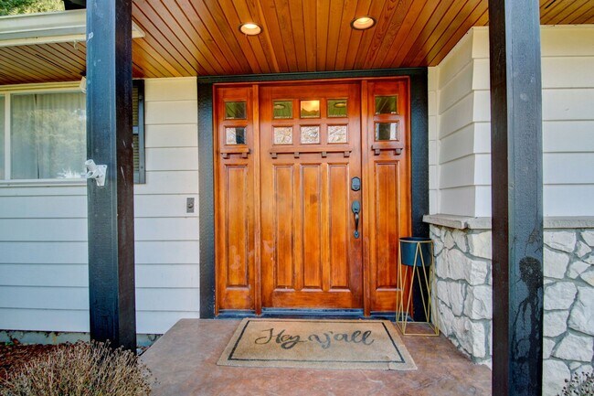 Foto del edificio - 3 Bedroom, 2.5 Home. Available NOW!!!!