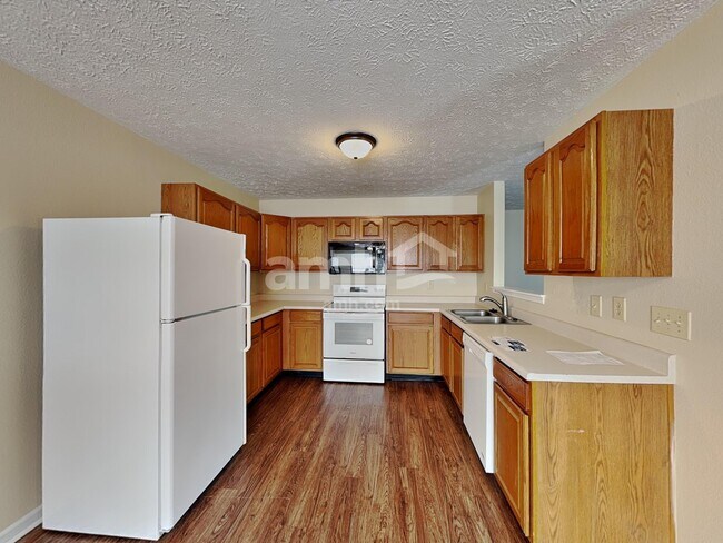 Foto del edificio - 2092 Meadowlark Ln