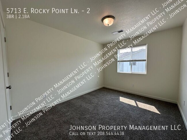 Foto del edificio - 5713 E Rock Ct