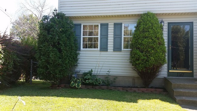 Building Photo - 3 br, 1.5 bath House - 1147 Hayes Street