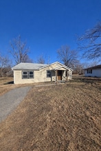 Building Photo - 1713 Loretta Ave