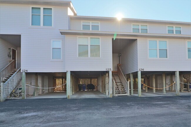 Foto del edificio - 3 Bedroom Townhome in Turtle Cove OFF SEAS...
