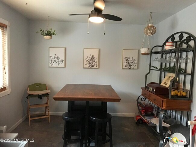 Foto del edificio - 185 Clubhouse Dr