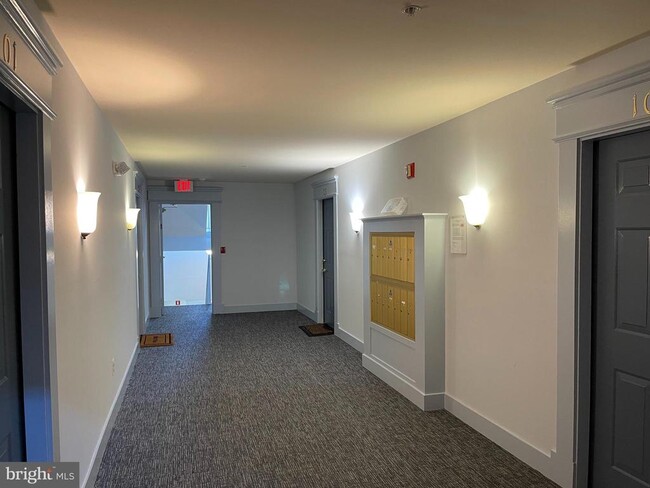Building Photo - 11824 Eton Manor Dr