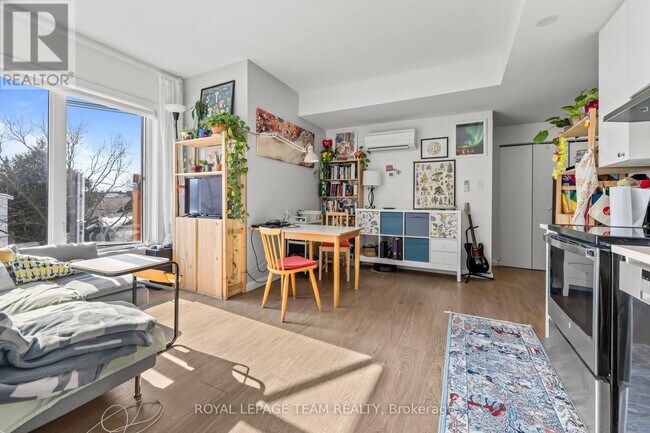 Photo du bâtiment - 506 Gladstone Ave